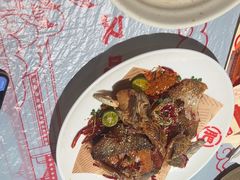 -肥肥虾庄·金牌油焖大虾(杨园滨江时代walk店)