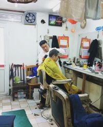 -兰建理发店