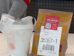 -麦当劳(深圳北站B2检票口楼上)