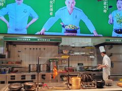 -费大厨辣椒炒肉(高铁吾悦广场店)