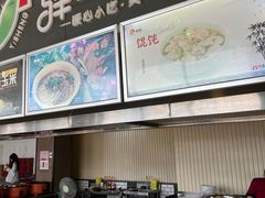 -应城停车区-停车场