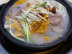 -九寨特色牦牛肉汤锅 羊肉汤锅