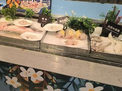 -梅园国际大酒店·自助餐厅(光明港店)
