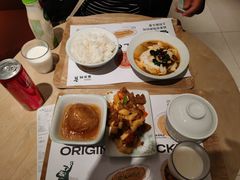 -老乡鸡(上海白玉兰广场店)