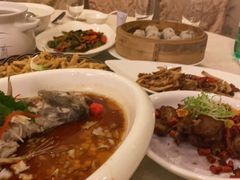 -武汉新华大饭店