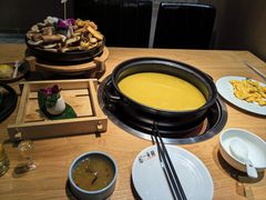 -一朵菌·野生菌探索家火锅(南亚店)