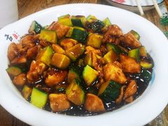 酱爆鸡丁-红实家常菜(静安里店)