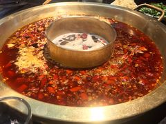 牛油菌菇鸳鸯锅底-巴蜀大宅门火锅(北大街店)