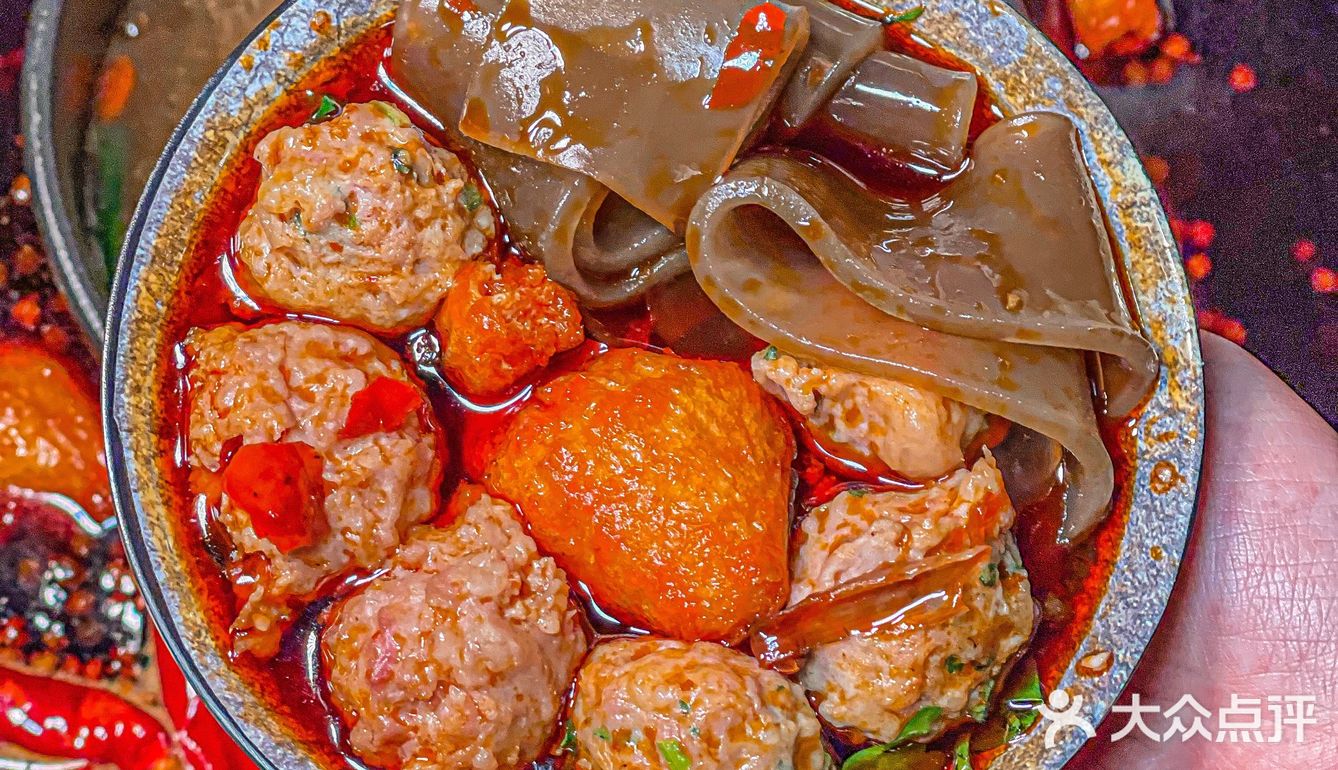 重庆绝绝子的花园火锅🔥夕阳下真的太浪漫了～