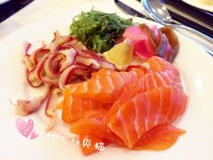 三文鱼-东方红海鲜百汇(国际大厦店)