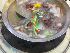 -江湖亮亮蒸虾大排档烤全羊清真(武汉总店)