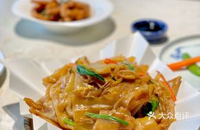 Pickled Vegetable Stir-fried Chencun Noodles