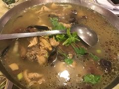 -鹤乡东北菜(崮山路店)