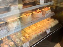 -红宝石·鲜奶小方·海派西点房(丰庄店)