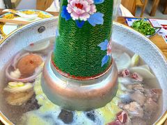 -毛辣果·贵州红酸汤牛肉火锅(西单店)