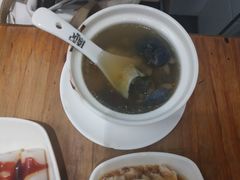 红枣当归炖乌鸡汤-琦记丰顺捆粄(蛇口店)