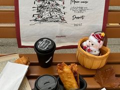 -M Stand(上海人民广场来福士店)