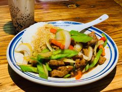蚝油牛柳饭-汤去三面(骆驼店)