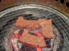 -山川小町·极番烧肉(新地假日广场店)