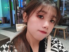 -奈雪的茶(宝龙一城店)