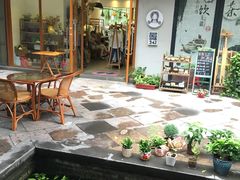 -泉乐坊步行街(烟酒特产平价超市店)