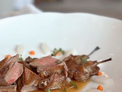 碳烤乳鸽，甜豆，旱金莲醋汁-Jean Georges