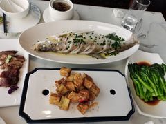 招牌清蒸钱塘江白条-柳莺湖上·湖景餐厅·江南菜(西湖店)
