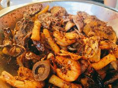 -嘎嘎鸭下巴·爆辣干锅(明教寺店)