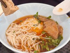 -君来湖滨饭店·玫瑰园