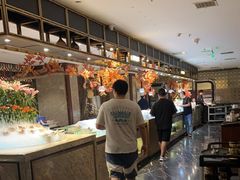 -半岛翡丽海鲜自助餐厅(观风亭店)