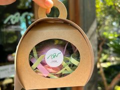 -Chom Cafe and Restaurant