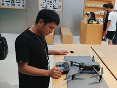 -DJI大疆(深圳华强北曼哈授权体验店)