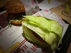 -The Habit Burger Grill 哈比特汉堡(复兴soho店)
