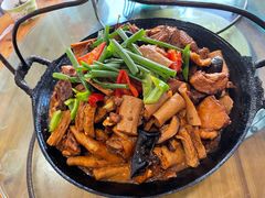 牛肉鸡肉双拼吊锅-兴安酒店农家吊锅土菜(天堂寨店)