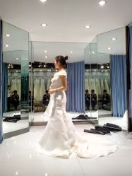 -艾米丽婚纱礼服