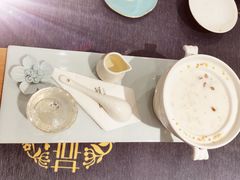 -燕庭·纯燕窝·甜品下午茶(南京西路店)