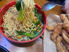 -爆炸头阿姨小四川正宗川味小吃(无任何分店)