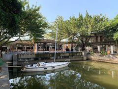 -喜洲吧·江畔老船厂·庭院餐厅(喜临院店)