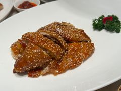 -香港百合居(LCM置汇旭辉广场店)