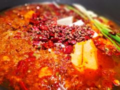 -沸炉重庆老火锅(军事博物馆店)