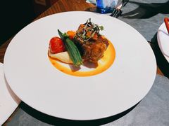 红酒炖牛尾-YUE·6·西式融合餐厅(外滩六号店)