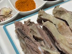 -三江源美食城