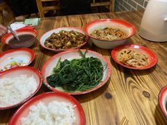 -老三样·美食研究中心(世贸路店)