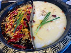 -纸盐河码头火锅(十八梯店)