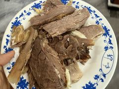 -吾穆勒蓬灰牛肉面·清真(北滨河中路店)