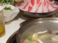 -喃喃椰·糟粕醋·椰子鸡火锅(七堡花园店)