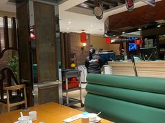 大堂-粥全粥到海鲜家常菜·海肠捞饭(嫩江路店)