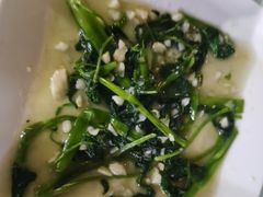 -范饭椰林川湘味海鲜·椰子鸡(三亚湾椰梦长廊店)