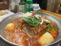 -喇喇排骨火锅·传统韩式脊骨汤(望京西园总店)