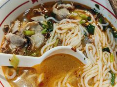 -小椒羊.羊肉粉 龙虾 羊肉串(新地旗舰店)